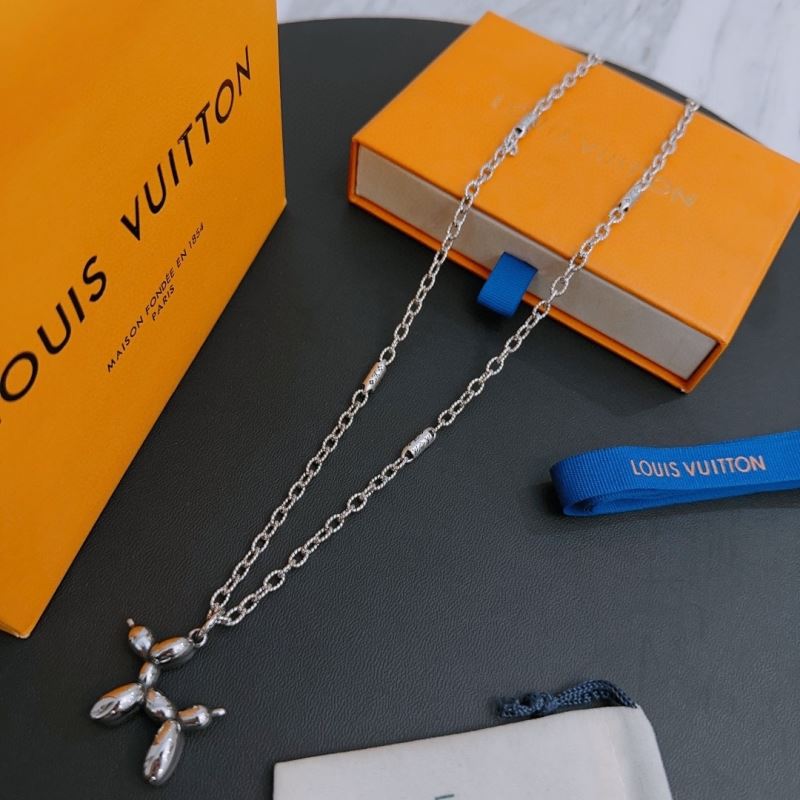 Louis Vuitton Necklaces - Click Image to Close